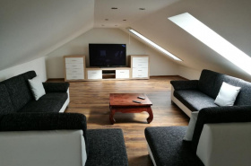 Nízkoenergetický luxusný podkrovný apartmán v novostavbe v Nesvadoch