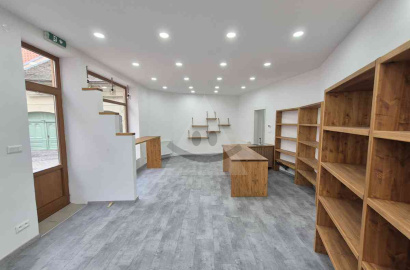Commercial space in the city center of Komárno for rent